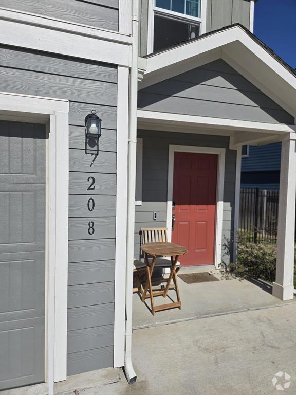 Building Photo - 7208 Spotted Leaf Wy Rental