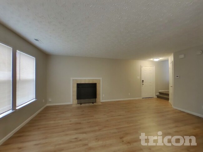 Photo - 6750 Pembridge Way