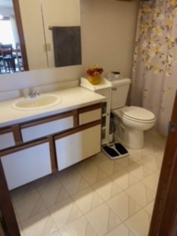 Photo - 2832 W Glenpark Dr