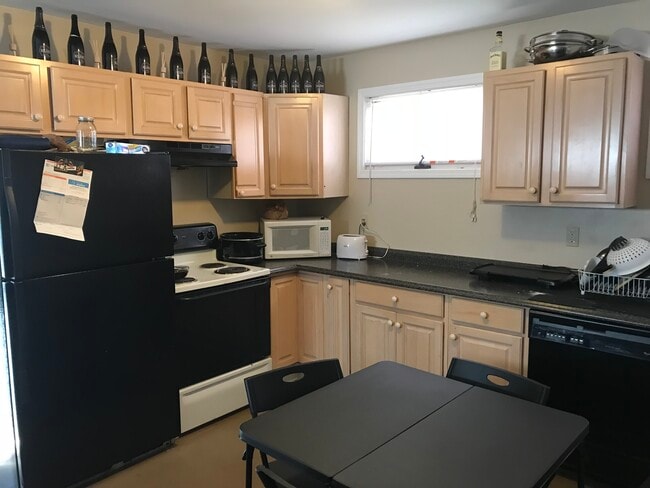 3 Bedroom - 222 Birch St Unit 222-A