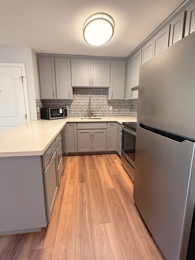 Photo - 755 14th Ave Unidad 212