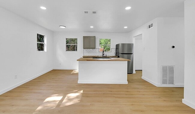 Photo - Spacious 3BD 2BA Home in Waco