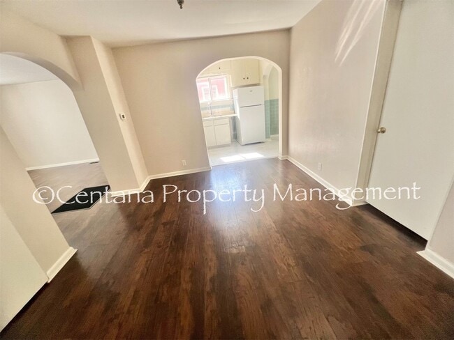 Photo - Beautiful 1 bedroom in a duplex!