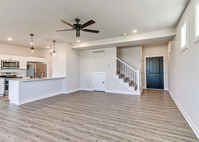 Photo - 6951 Bluebell Ct