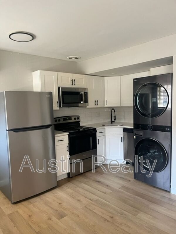 Photo - 4160 Folsom Ave Condo Unit B