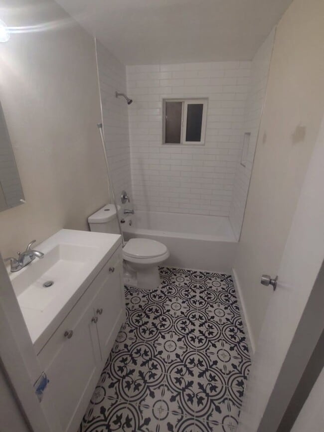 7232 E Belleview St Unit 2