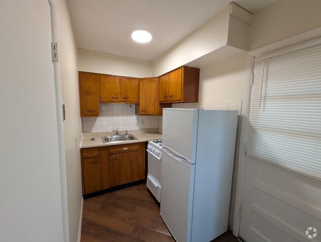 Building Photo - 4764 Ashland Ave Unit 4764 Rental