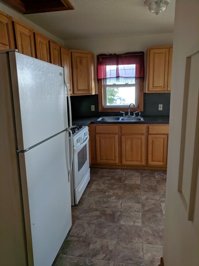 Photo - 202 Jessup St House