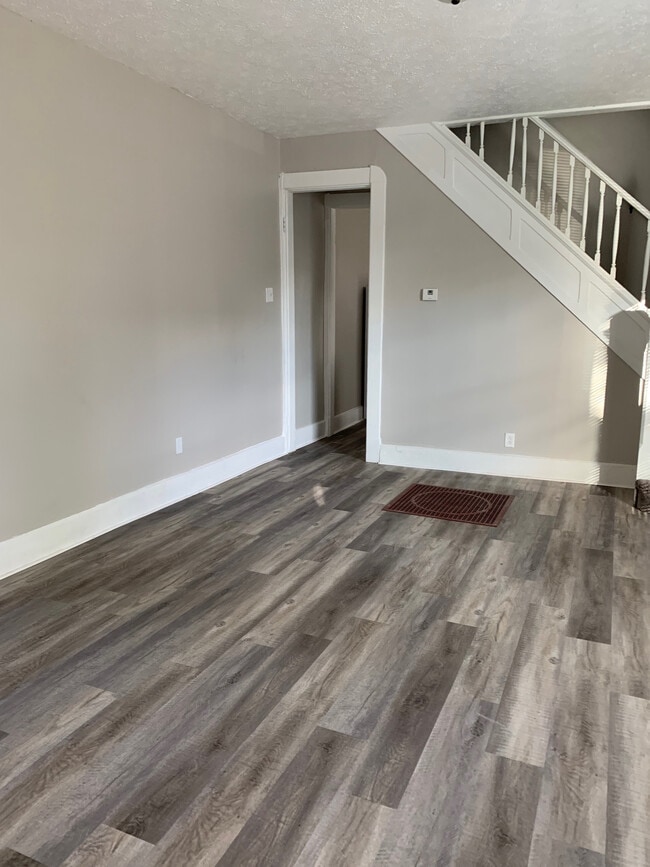 Photo - 1053 Villa Ave