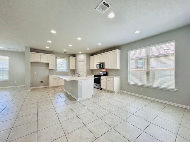 Photo - 1156 Capra Ln