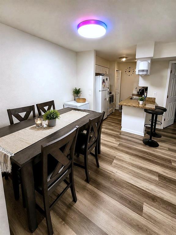 Photo - 209 Berry Tree Pl Unit 209