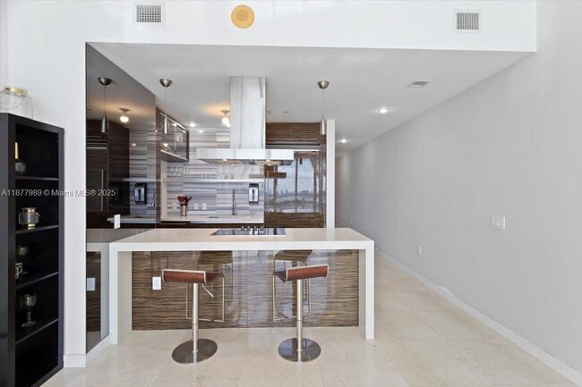 Photo - 1100 Biscayne Blvd Unidad 2305