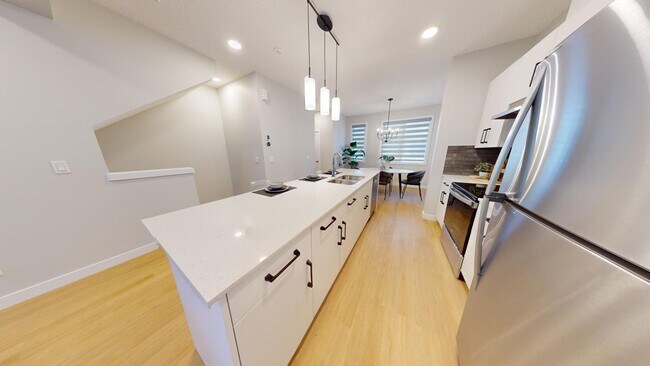 Photo - 2035-2035 Chalmers Way SW Unit 100 / B