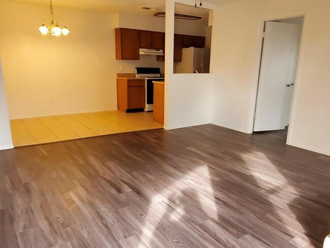 Photo - 1109 Hyridge St