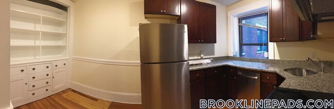 Photo - 1463 Beacon St Apartamento Unidad 32