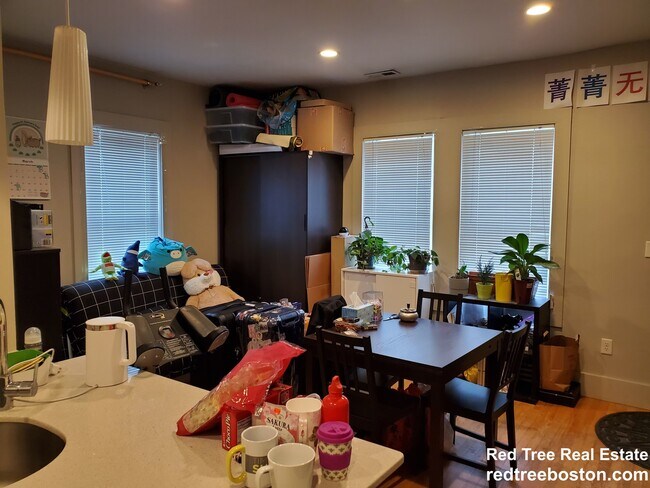 Photo - 21 Greylock Rd