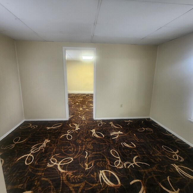 Photo - 101 Crawford Ave Unit Apartment 2