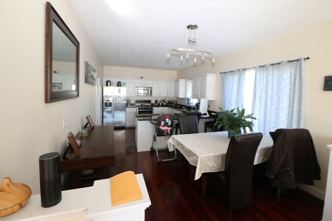 Photo - 143 Grovers Ave