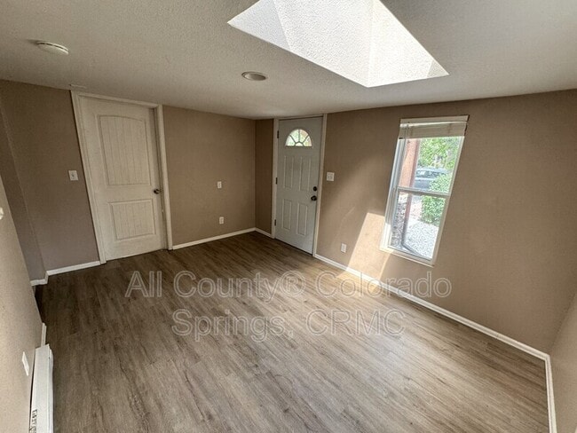 Photo - 822 S Logan Ave