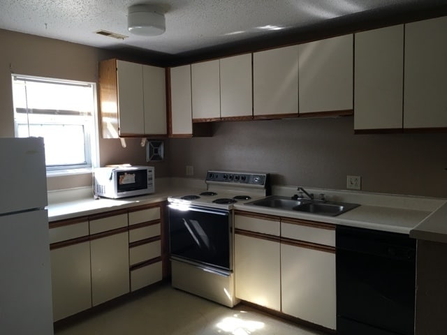 Photo - 2 Bedroom Apartment on Second Floor