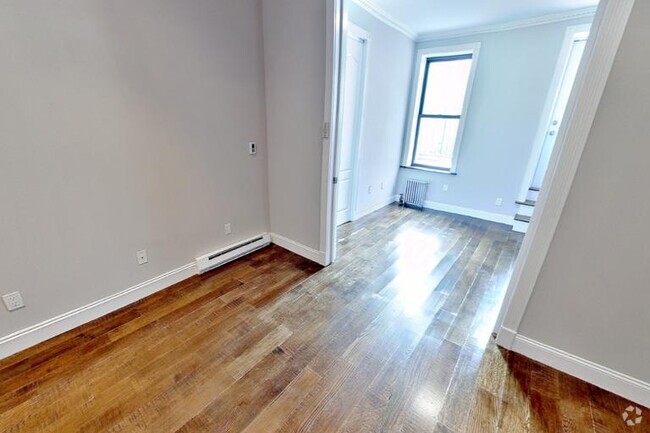 Building Photo - 697 Tenth Ave (47th & 48th St), #5RN Unit 5RN Rental