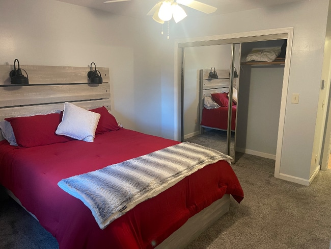 Photo - 574A Burncoat St Unidad Apt 5.