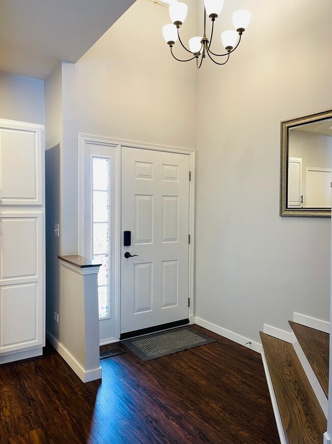 Photo - 1385 Redbridge Ct