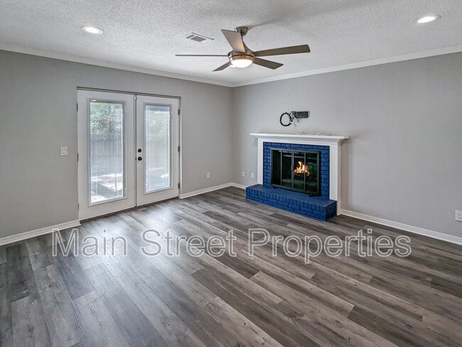 Photo - 1313 Foxborough Dr