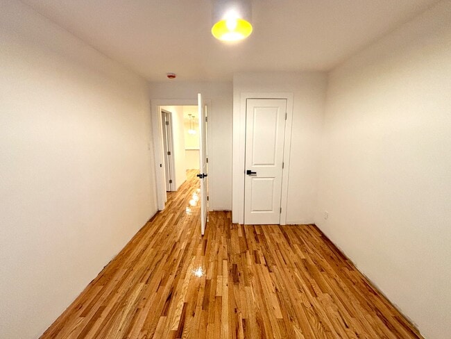 Photo - 2182 Davidson Ave Unit 1F