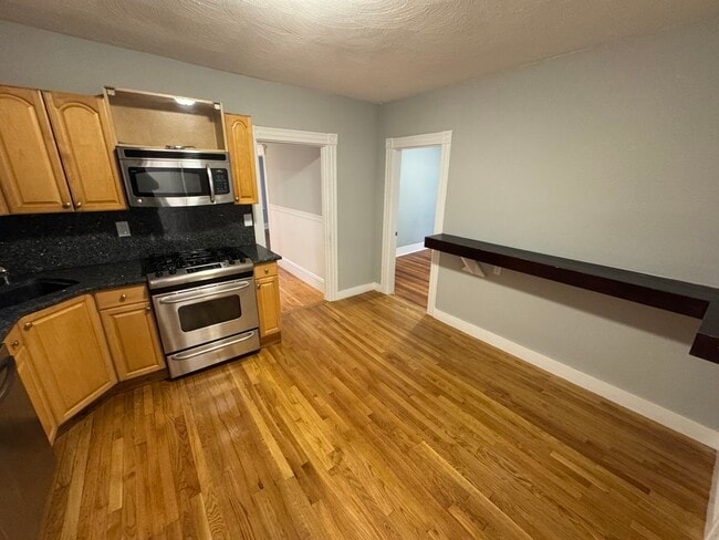 Photo - 35 Cameron Ave Unit 2