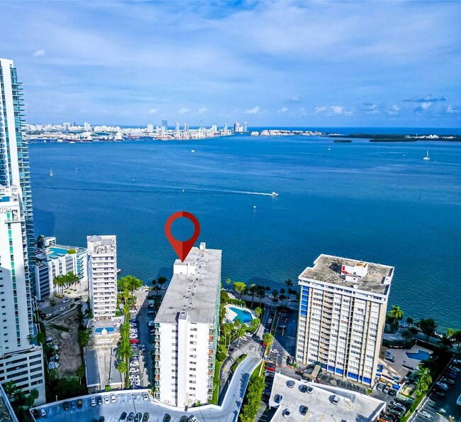 Photo - 1408 Brickell Bay Dr Unidad 811 Rental