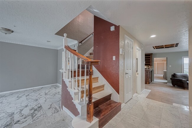 Photo - 4015 Black Locust Dr