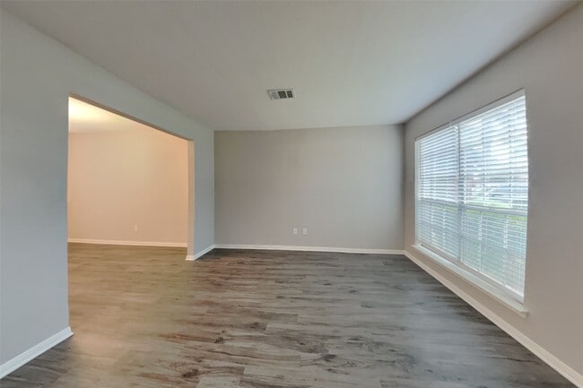 Photo - 9530 Cabin Creek Dr