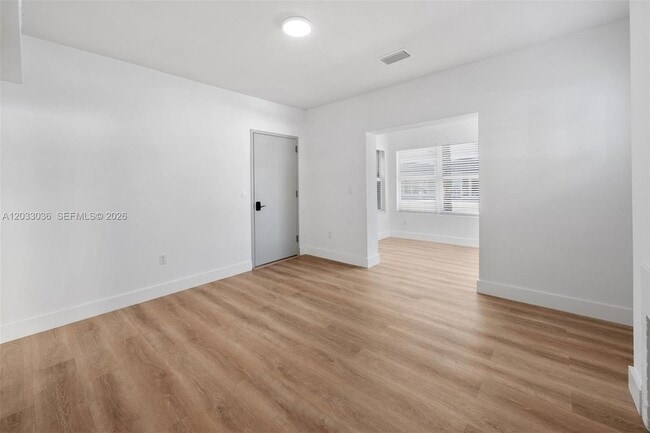 403 SW 12th Ave