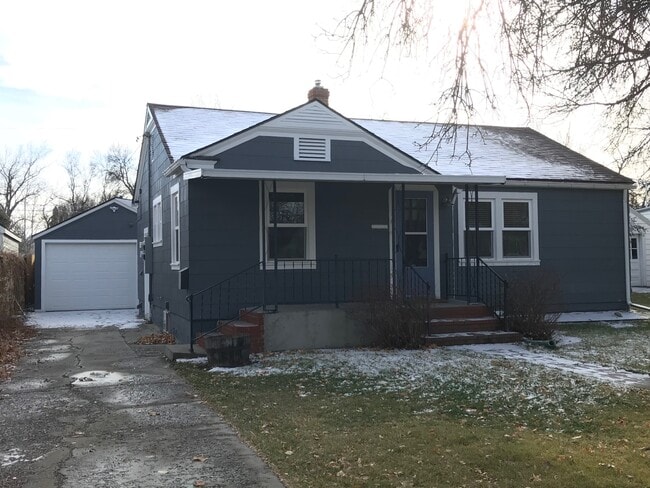 Building Photo - 616 Yellowstone Ave Unit 616  Yellowstone Ave