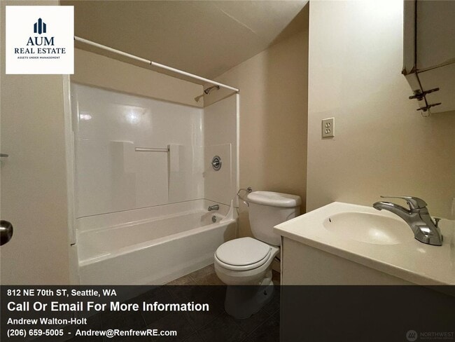 Photo - Classy 8 Bed Commuter Home