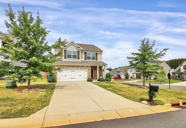 Photo - Beautiful Corner Lot 3BD/2.5BA w/ Fenced Yard