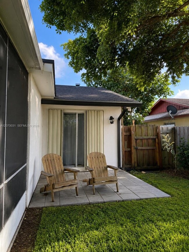 Photo - 4555 Arthur St