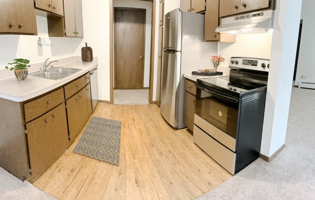 Photo - Holly House Apartments