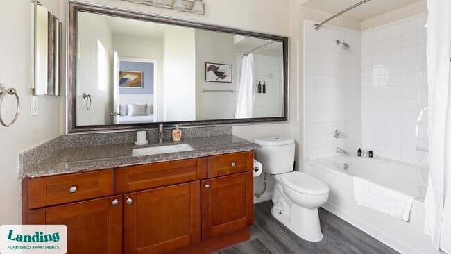 Photo - 901 Lakeside Cir Unidad 2212