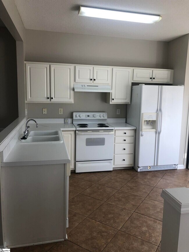 317 Claybrooke Dr Rental Greer, SC