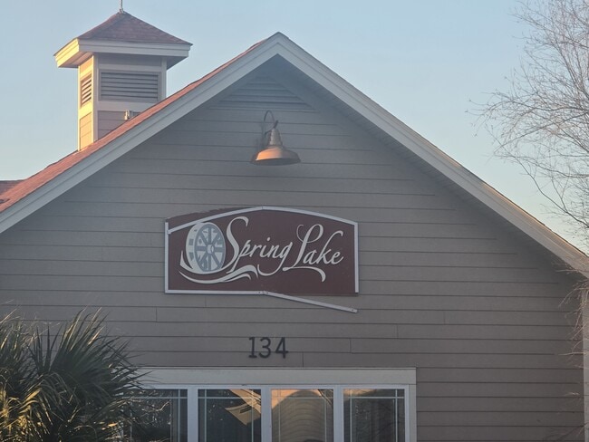 Photo - 98 Crystal Lake Dr