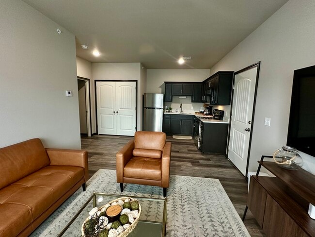 Photo - 2425 S Jackson Ave Unit 2425-4