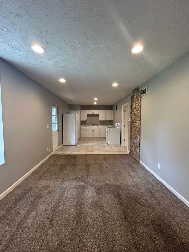Building Photo - Rampart Holdings II Rentals (1101 Bancroft St.) Unit #3