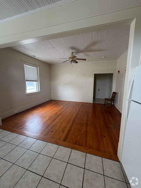 Building Photo - 26 N Congress St Rental