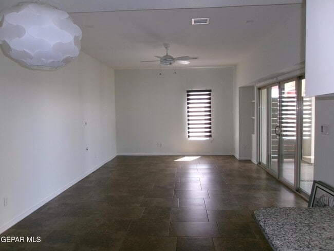 Photo - 4200 Camelot Heights Dr