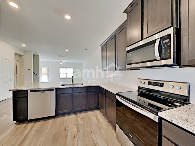 Photo - 232 Foster Ln