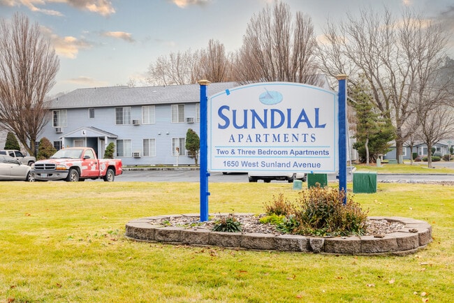 Building Photo - Sundial Apartments Unit 229-M12