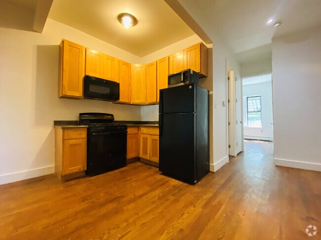 Building Photo - 304 Bradford St Unit 1 Rental