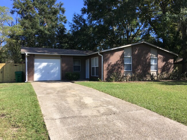 Photo - 7108 Thornbriar St